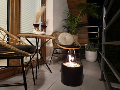 Moon Mini Freestanding Bioethanol Fireplace – Matte Black