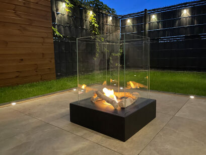 Sunset Garden – Freestanding Bioethanol Fireplace (Matte Black)