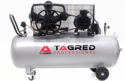 Oil compressor, TAGRED 300L, 3-piston, 400V plus 2 bottles of oil FREE
